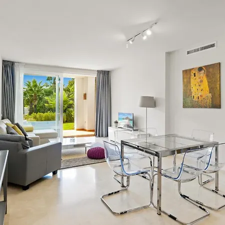 Stunning Blue Lagoon In By Costarentals - M12 Apartment Estepona