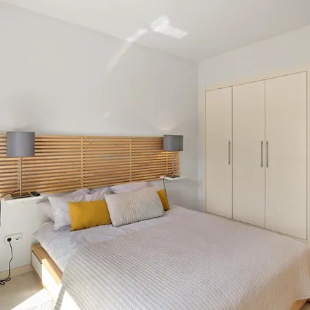 Stunning Blue Lagoon In By Costarentals - M12 Apartmán