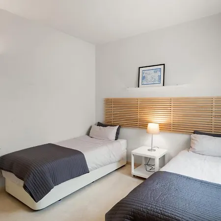 Stunning Blue Lagoon In By Costarentals - M12 *